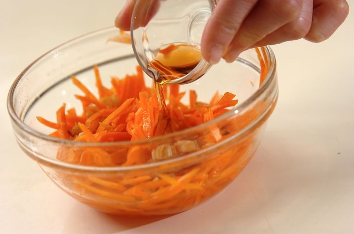 アジアンキャロットサラダの作り方2