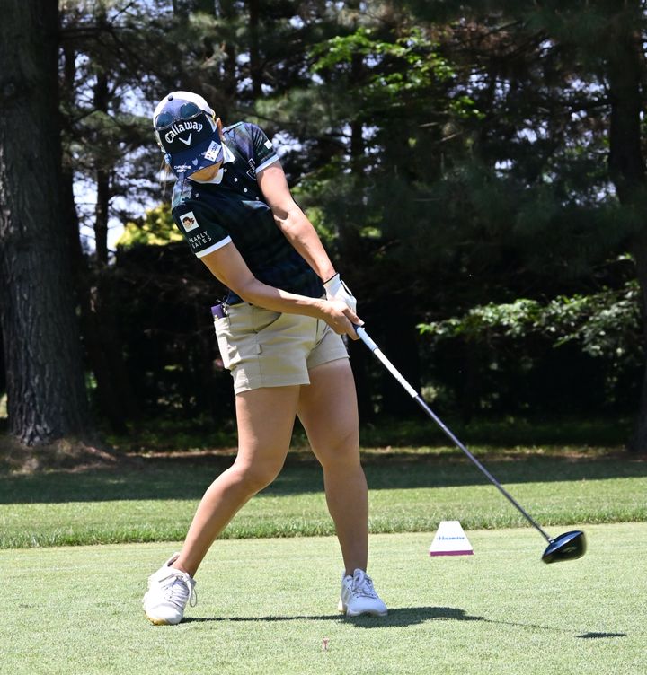 金澤志奈のインパクトを紹介！注目すべきポイントは「左足、右ヒジ、頭」の3つ