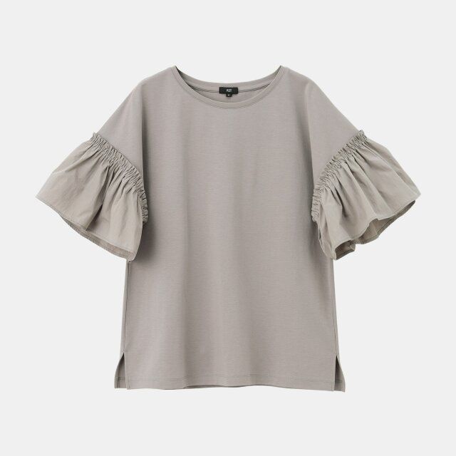 PLSTのフリルスリーブTシャツ