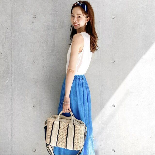 ブルベ冬さんのターコイズブルーコーデ