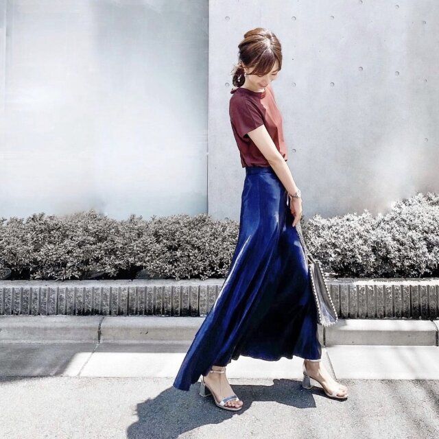 ブルベ冬さんのネイビーコーデ