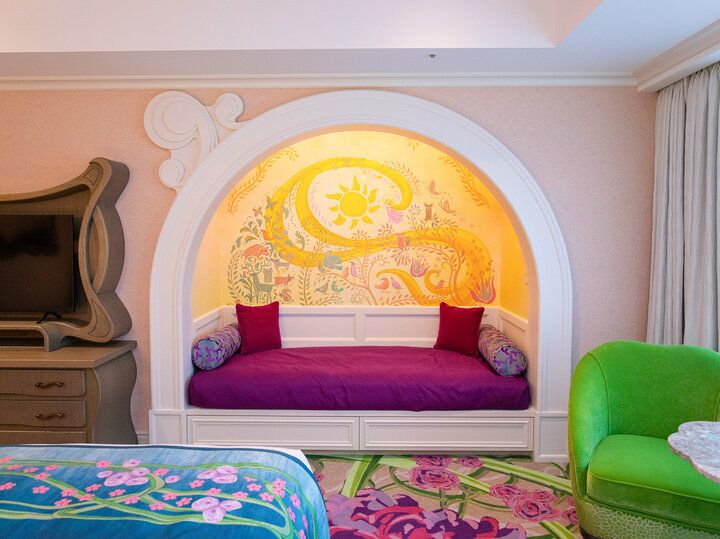 宿泊者だけが楽しめる♪新オープンの「東京ディズニーシー・ファンタジースプリングスホテル」で、魔法の泉が導くディズニーファンタジーの世界観を満喫