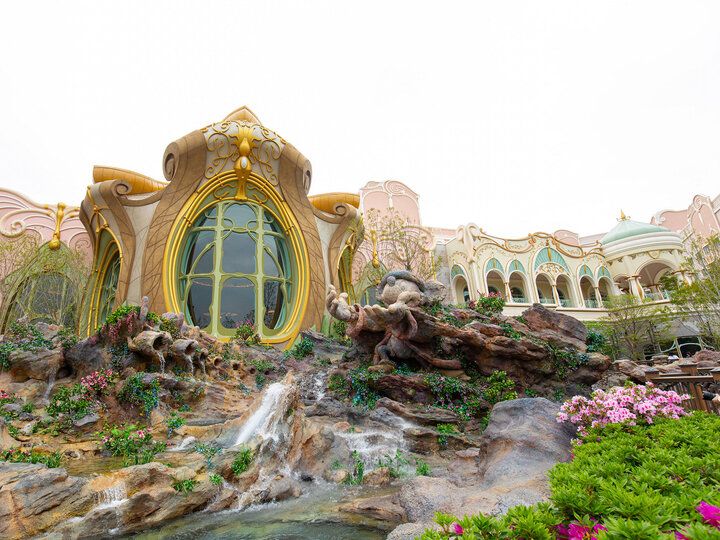 宿泊者だけが楽しめる♪新オープンの「東京ディズニーシー・ファンタジースプリングスホテル」で、魔法の泉が導くディズニーファンタジーの世界観を満喫