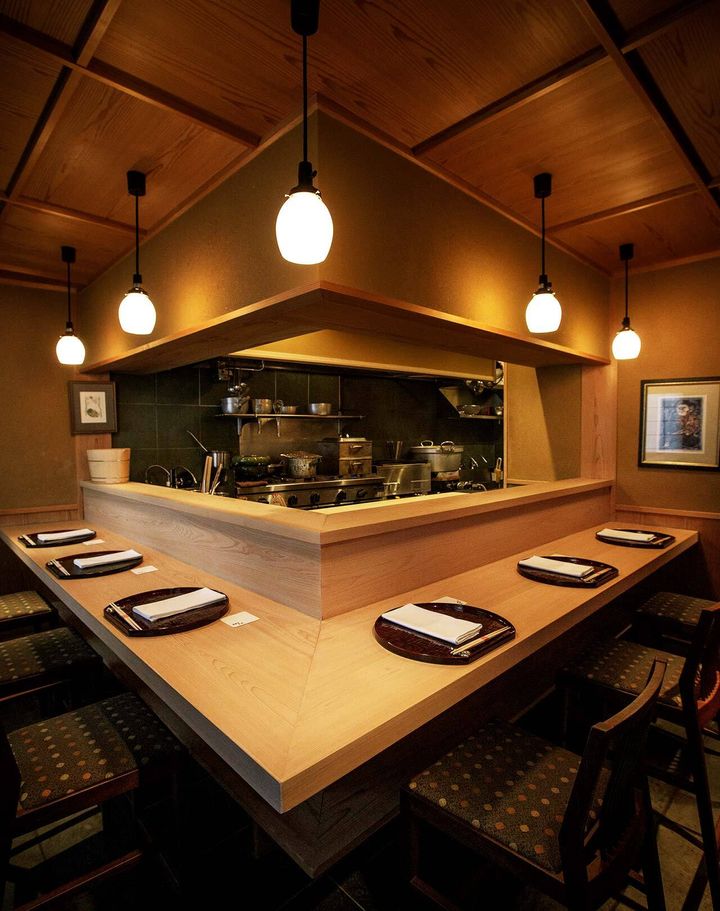 四ッ谷三丁目『四ツ谷 みね村』の内観