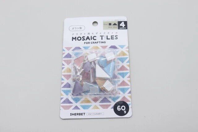 セリアのクラフト用モザイクタイル 60g（シャーベット）