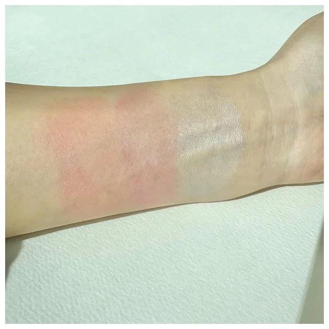 2024年夏新色チーク_アディクション チークポリッシュ L 27／28／29_塗り試し