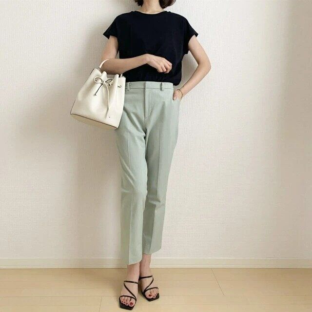 大人女子の黒TシャツNG＆OKコーデ