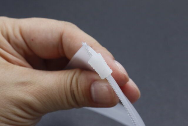 セリアのスライダー折りたたみ傘ケースは完全防水ではない