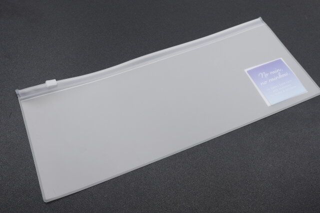 セリアのスライダー折りたたみ傘ケース