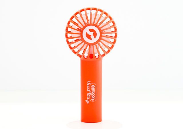 OUTDOOR PRODUCTS Usual Things［アウトドアプロダクツ ユージュアルシングス］軽い・静か・風力3段階進化した！ ハンディ扇風機