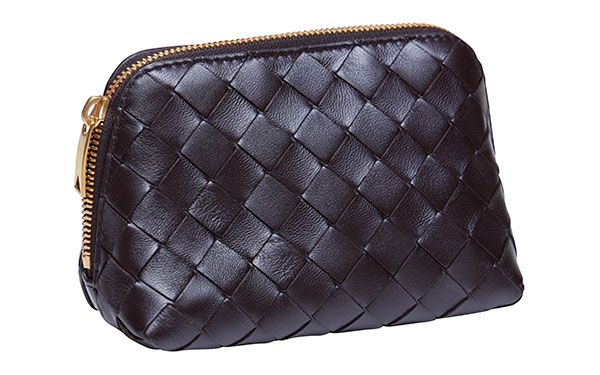 ボッテガ・ヴェネタのポーチ