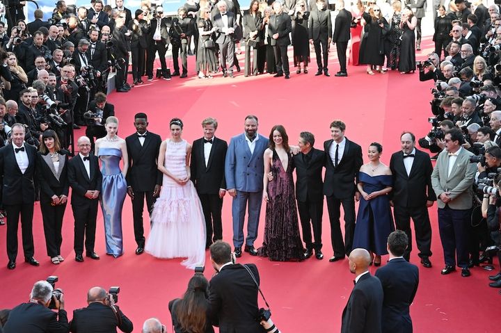 ヨルゴス・ランティモス監督4度目のカンヌ！ エマ・ストーンら豪華キャストが『憐れみの３章』プレミアを華々しく飾る