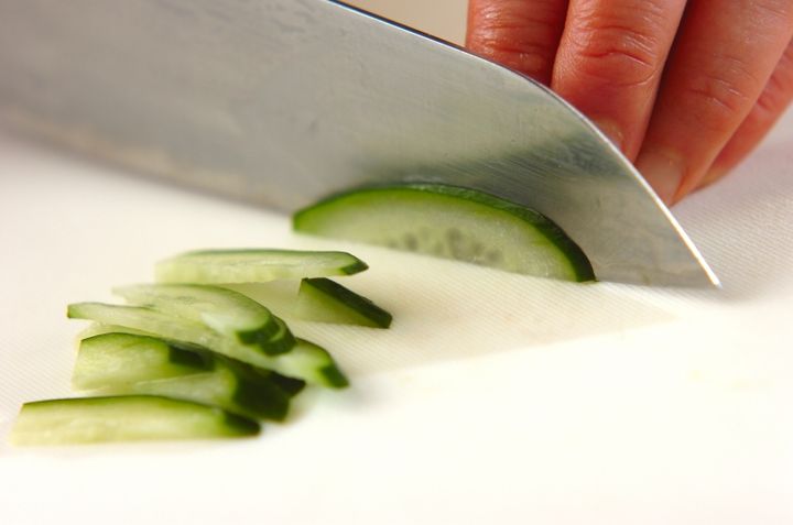 野菜たっぷり！さっぱり春雨サラダの下準備2