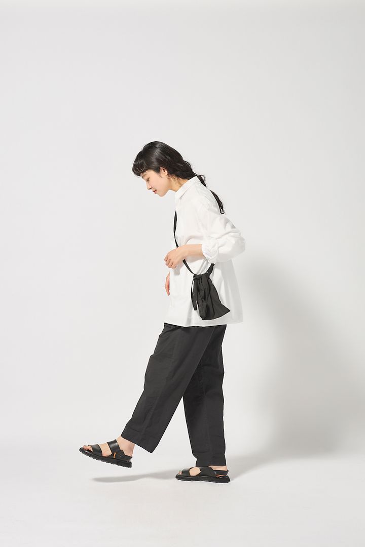 過ごしやすい初夏にぴったりな“モノトーン”ルック5選。上級者こそミニマムなお洒落の達人【FUDGE FRIEND おしゃれさんの毎日コーディネート】