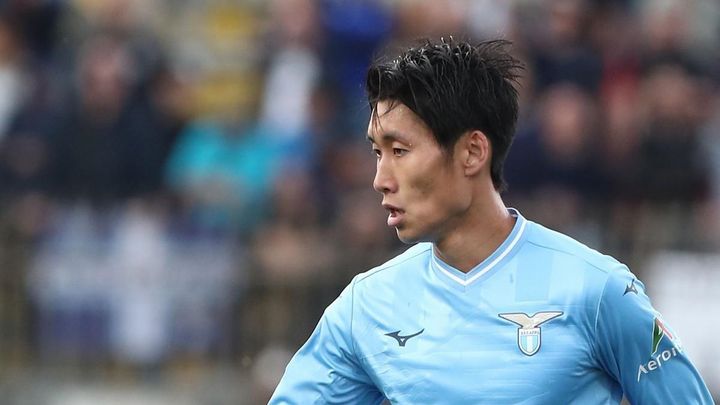 「鎌田大地は残留したいと言ったが、本気だと証明しなければいけない」 ラツィオ会長が注目発言