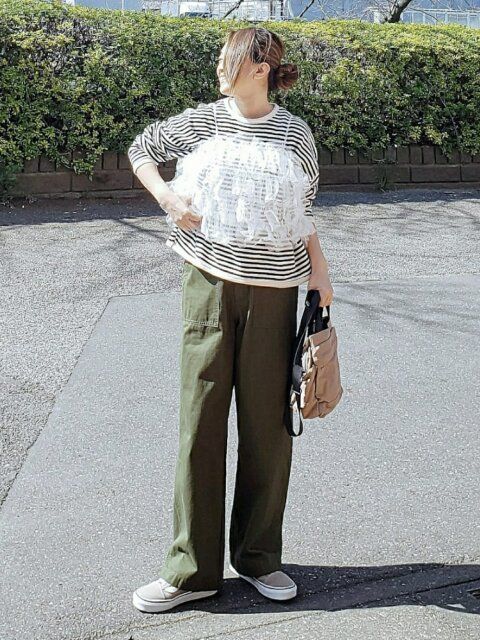 ビスチェのレイヤードコーデ