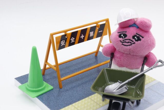 セリアのミニチュア A型バリケードの使用例