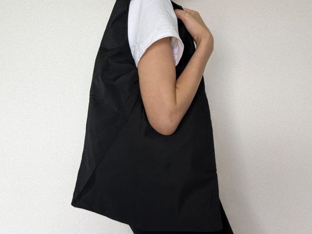 大容量でリュクスなサンカクバッグ