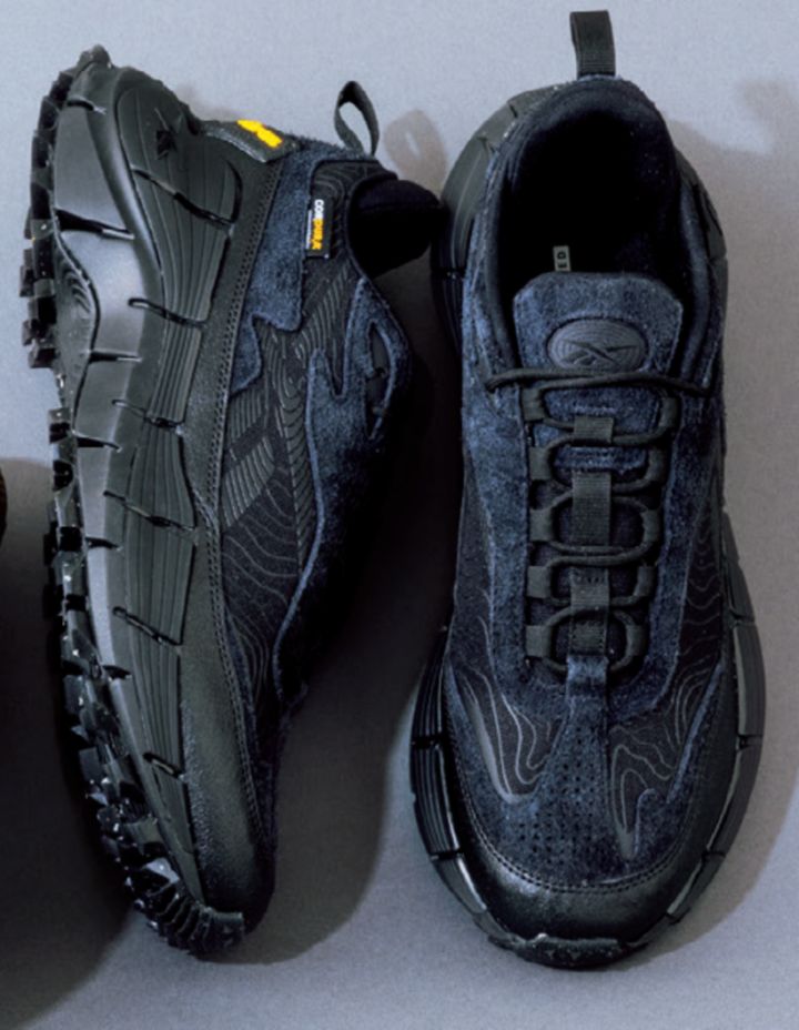 黒 スニーカー リーボック