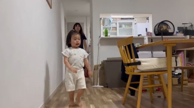 生まれたばかりの弟を溺愛する兄がかわいすぎる！