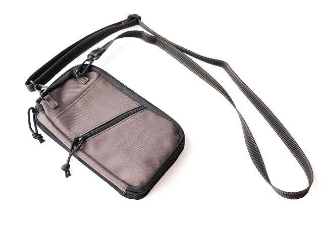 トラディショナル ウェザーウェア スマホケース リバーシブル