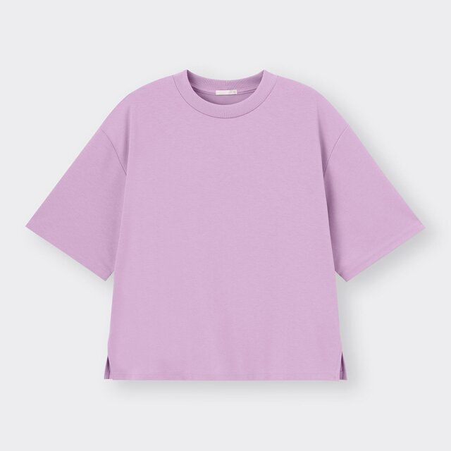 GUのワイドなTシャツ