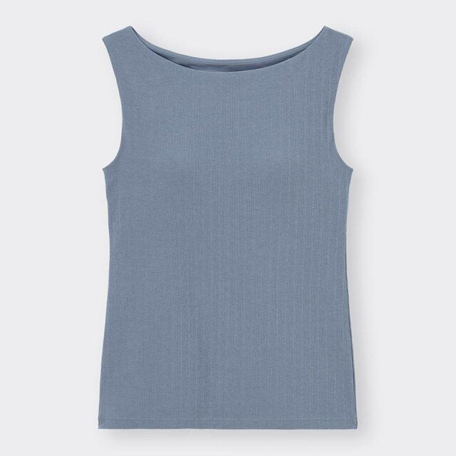 GUのカップ付きボートネックTシャツ