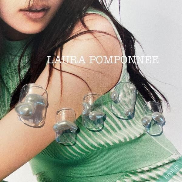 LAURA POMPONNEEが投稿したネイルデザイン [photoid:I0129086] via Itnail Design (733651)