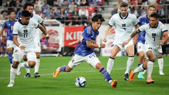 久保建英は右足もすごい！同じ天才レフティの東京ヴェルディ山田楓喜が解説 「一番左足で触れるときなのに…」