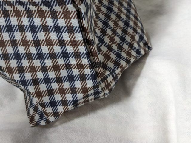 アクアスキュータム