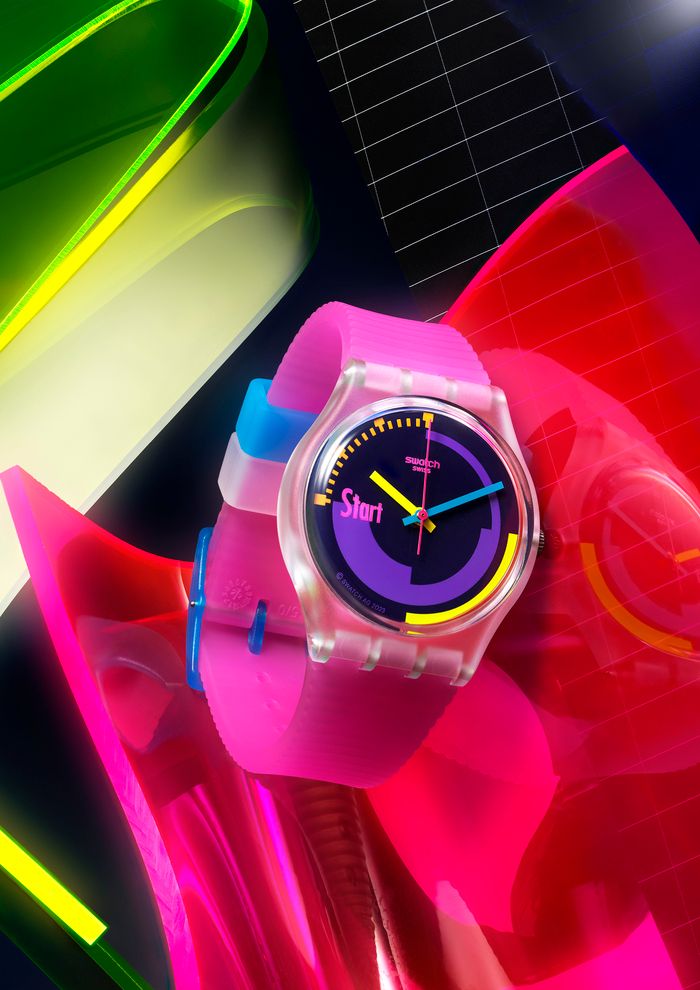 《スウォッチ》から80年代、90年代のアイコニックなモデルをベースにした「NEON」コレクションが登場！鮮やかでプレイフルなデザインに注目して