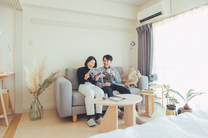 《無印良品》のユニットシェルフの使い方がうますぎる！参考にしたい2人暮らしのオシャレなインテリア3選