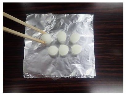 「ワセリン玉」（警視庁警備部災害対策課の公式Xアカウントより）