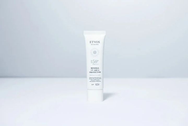1本で紫外線防止＆ダメージ肌をケア！『エトヴォス ミネラルUVアクアプロテクター』