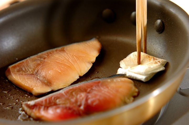 さっと作れるブリの照り焼きの作り方2