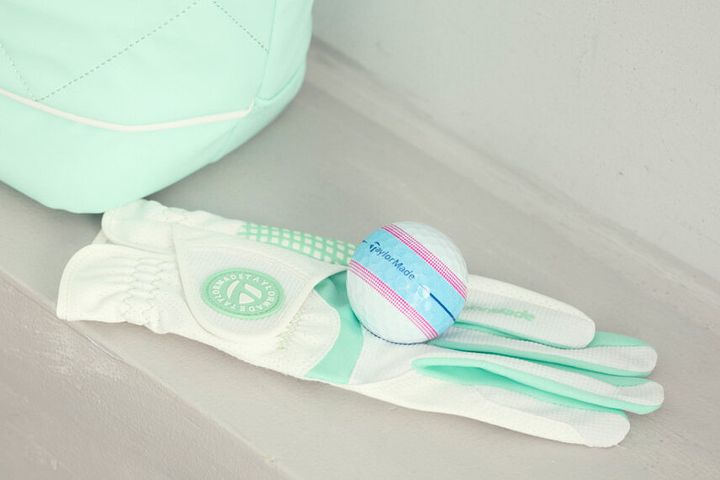 性能の良さはお墨付き！ 使用感も見た目も◎なパター＆ボール＆グローブ