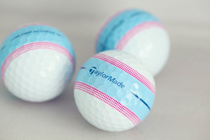 性能の良さはお墨付き！ 使用感も見た目も◎なパター＆ボール＆グローブ