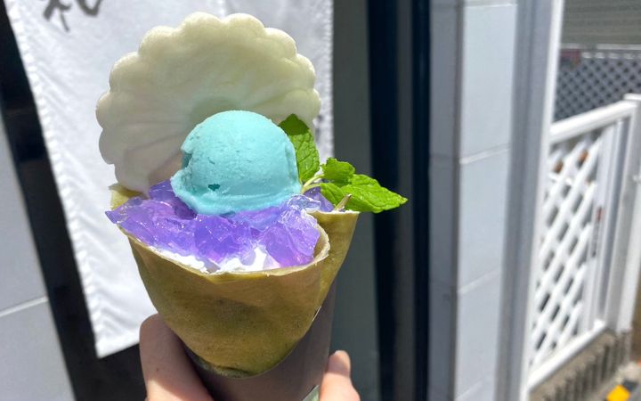 紫陽花クレープ