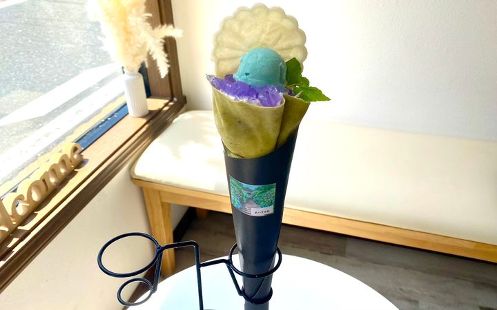 紫陽花クレープ