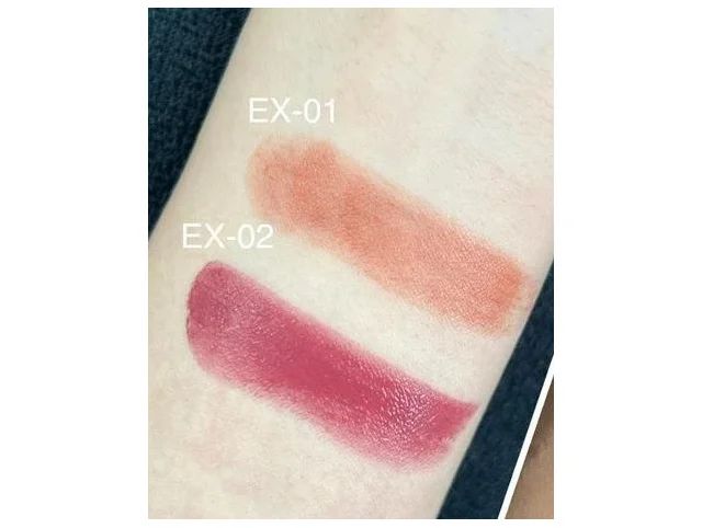 2024年夏新色リップ_RMK デューイーメルト リップカラー EX-01／EX-02_スウォッチ