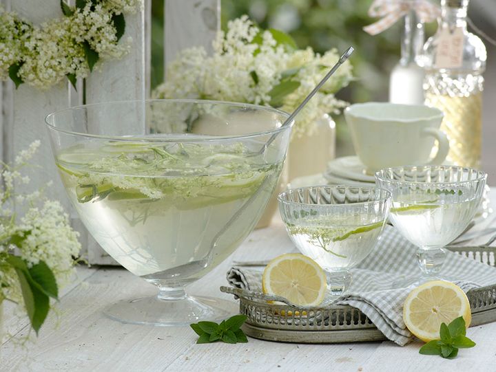 エルダーフラワーのドリンク