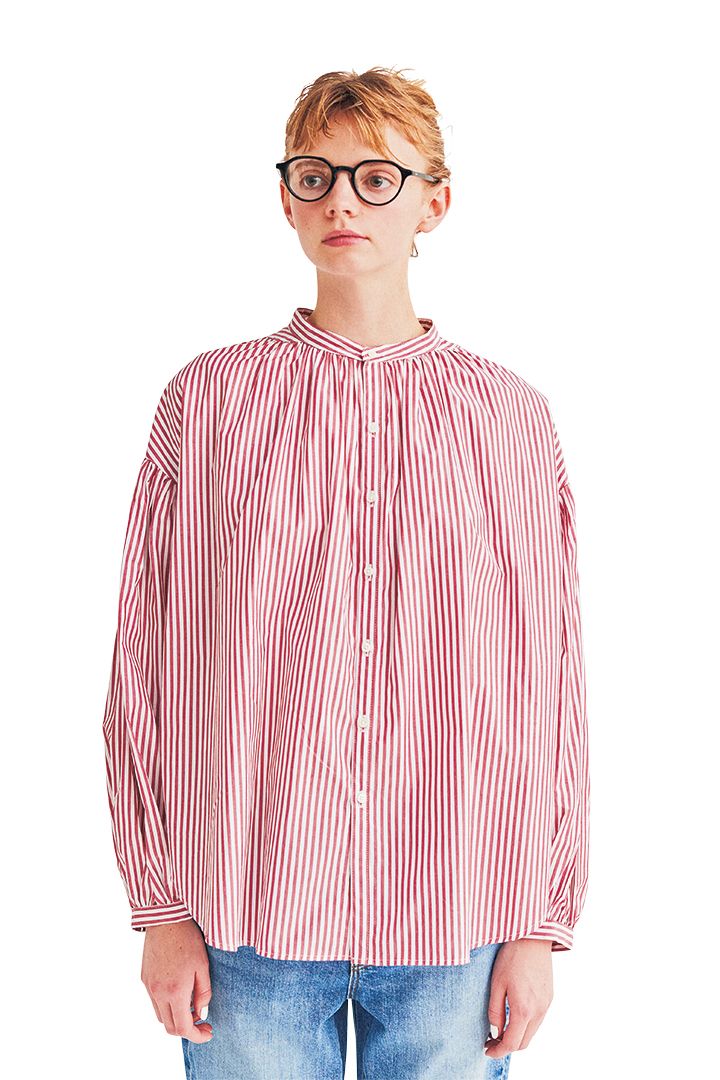 クローゼットの中にあると安心！コーデが楽しくなるシマシマのアイテム