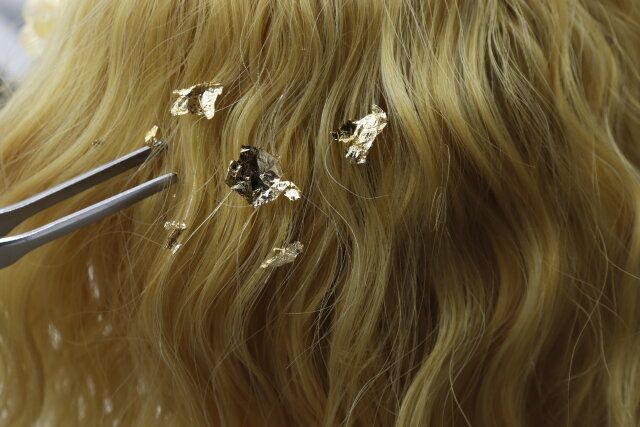 100均セリアのヘアアレンジ用金箔