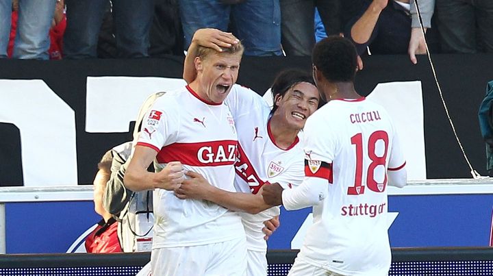 岡崎慎司、シュトゥットガルトの代表になったカカウと再会！「日本とドイツは別世界。日本人はオープンで温かく、礼儀正しい」