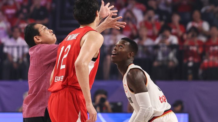 日本と戦ったNBAスター、なんと6部チームのサッカー選手としてデビュー！そのワケとは