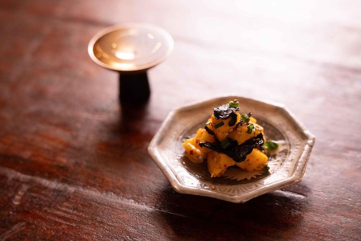 定番のあてが味変！ピリ辛で味わう“チーズの海苔和え韓国風”