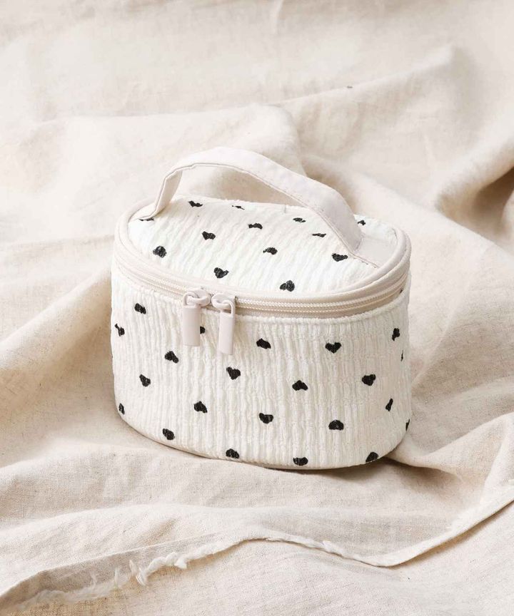 画像2: 出典：3COINS