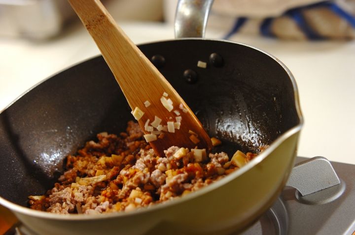 ジャージャー丼の作り方1