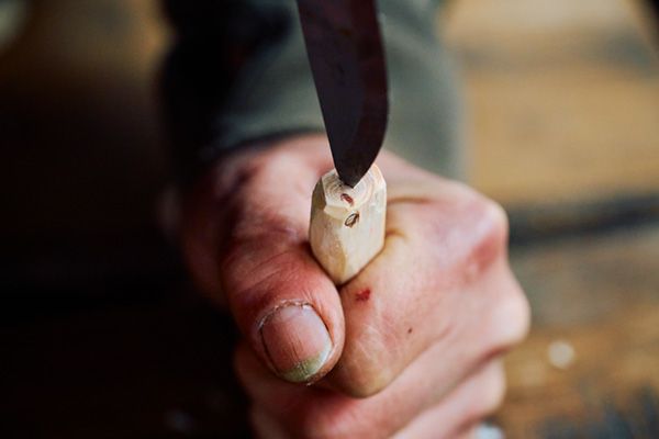 キャンプ飯に超便利！アウトドア上級者が激推しするダッチオーブン3選