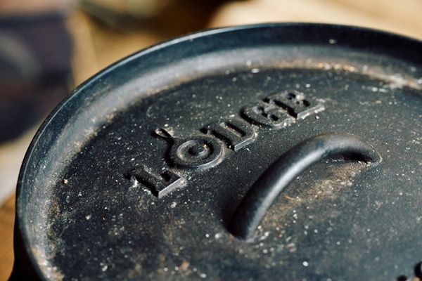 キャンプ飯に超便利！アウトドア上級者が激推しするダッチオーブン3選